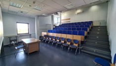 Sala seminaryjna w budynku Wydziału